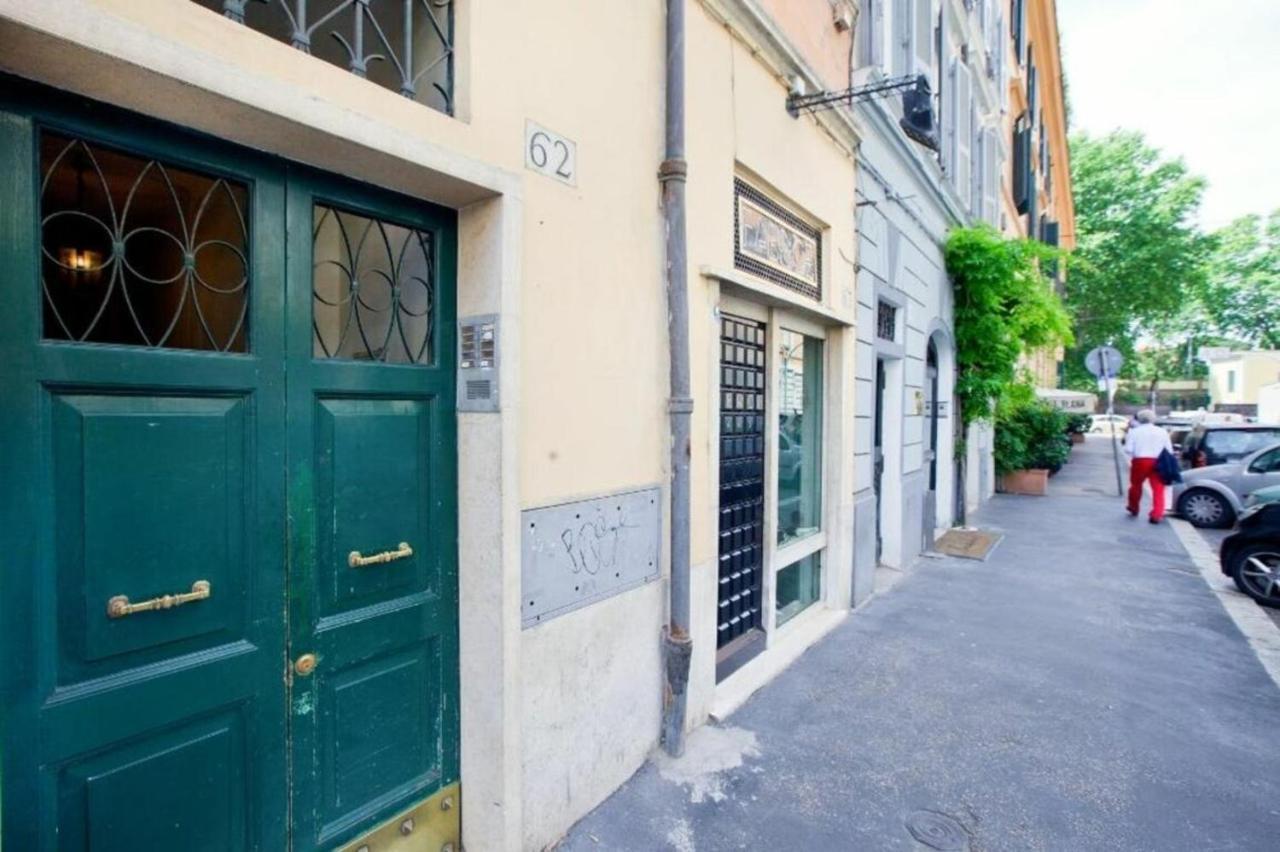 Penna Relais Al Corso Bed & Breakfast Rome Exterior photo